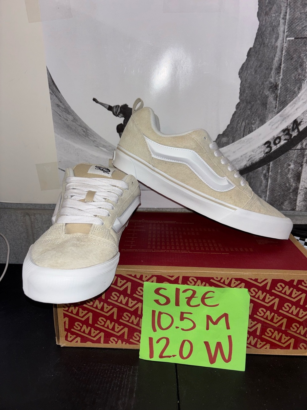 Vans Knu Skool Pig Suede sz 10.5 Men’s 12.0 Women’s
